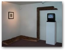   &raquo; Click to zoom ->